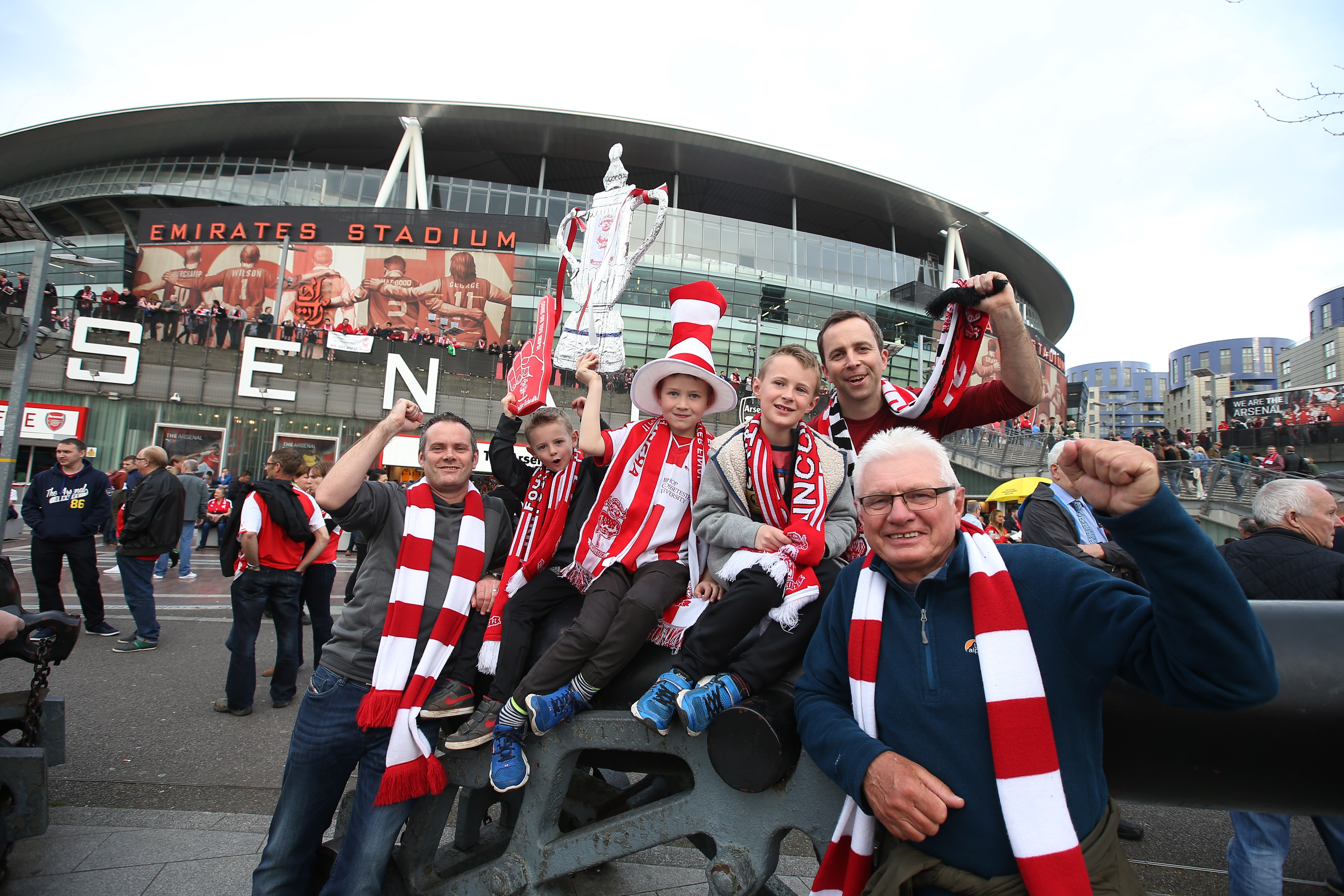 CDV Arsenal bieu tinh lan 2 doi sa thai  Wenger anh 1