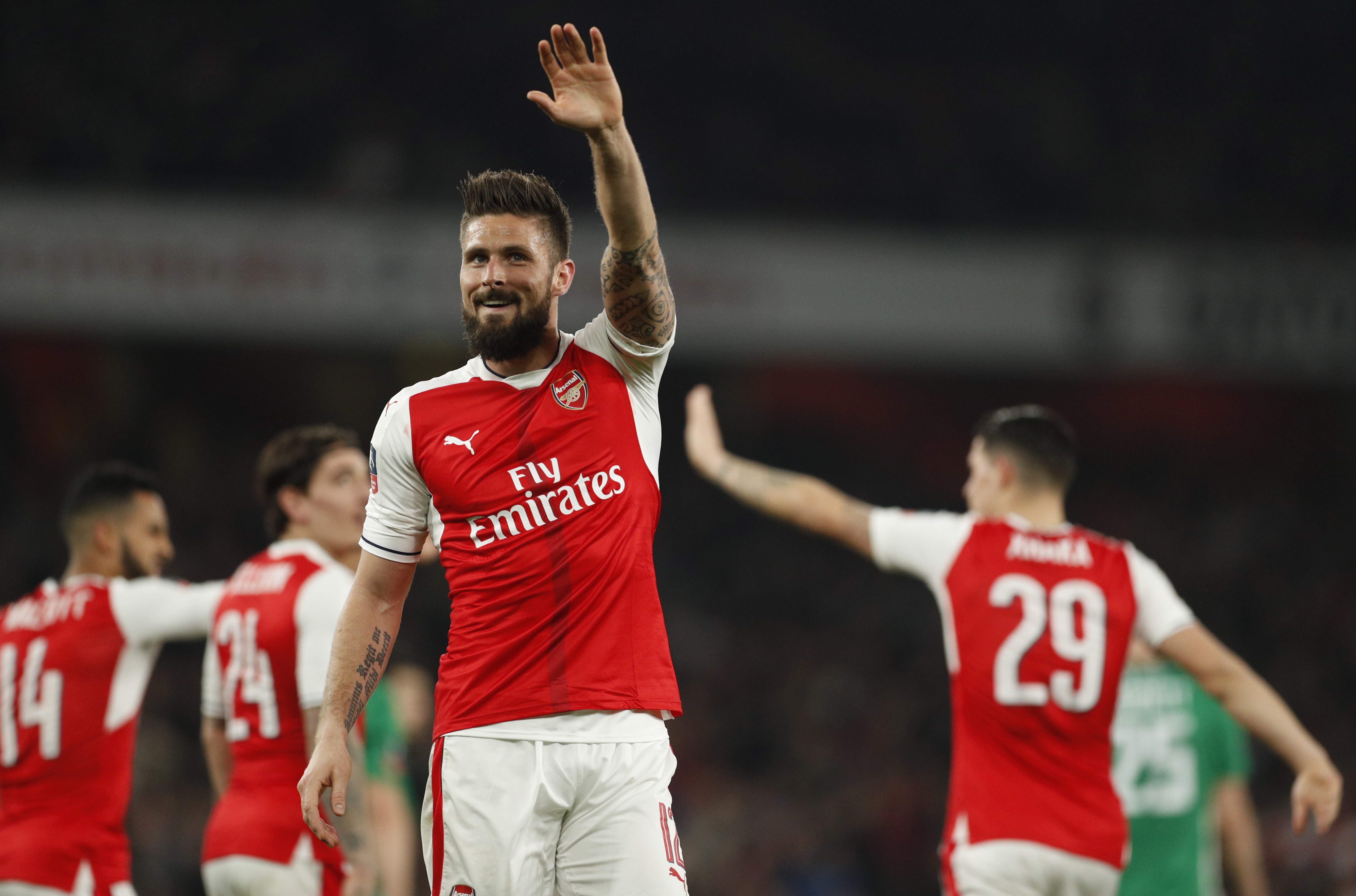 CDV Arsenal bieu tinh lan 2 doi sa thai  Wenger anh 9