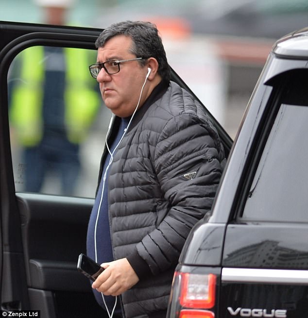 Phó chủ tịch MU gặp gỡ đại diện Lukaku ảnh 1 Pho chu tich MU gap go dai dien Lukaku anh 1