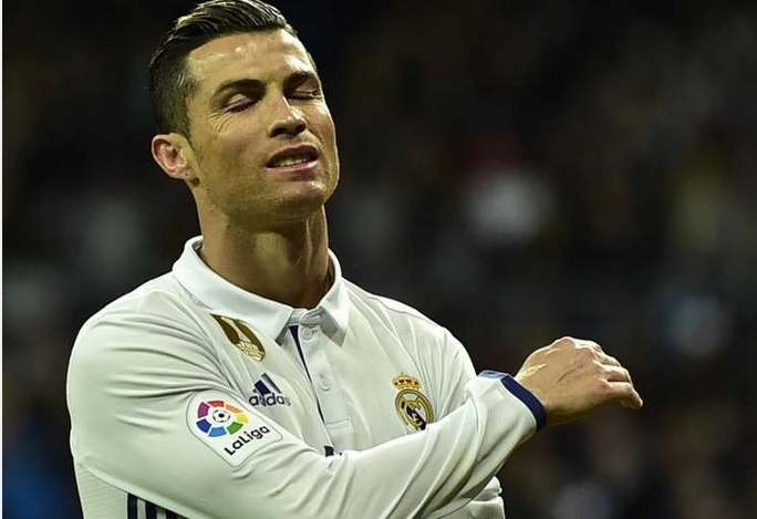 Ronaldo gay soc voi so lan sut hong o La Liga hinh anh