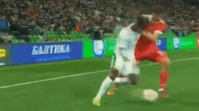 Sao xit MU di bong nhu Ronaldo, dut diem nhu Messi hinh anh