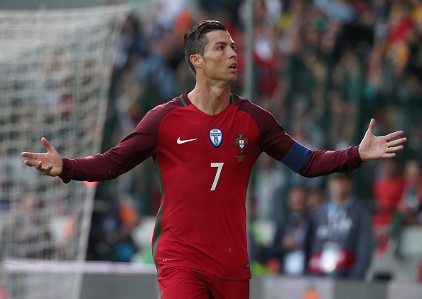 Highlights Bo Dao Nha 2-3 Thuy Dien hinh anh