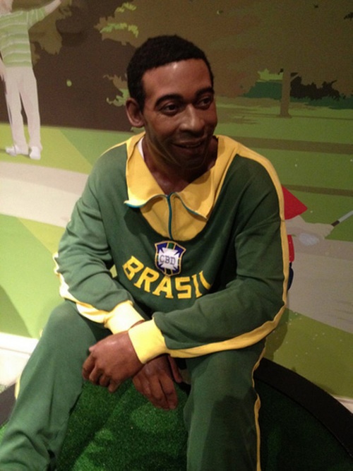 thảm họa điêu khắc lấy cảm hứng từ sao bóng đá ảnh 5 tham hoa dieu khac lay cam hung tu sao bong da anh 5