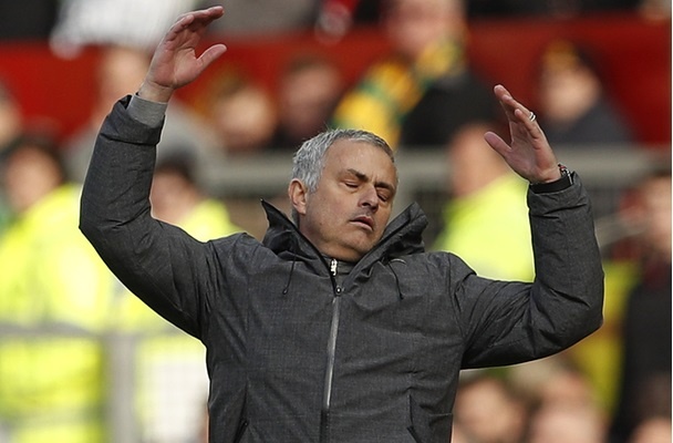 Mourinho co chuoi bat bai dai thu 2 trong su nghiep Premier League hinh anh