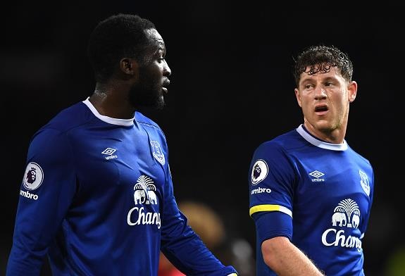 Cai nhau voi dong doi, Lukaku mo duong sang MU hinh anh