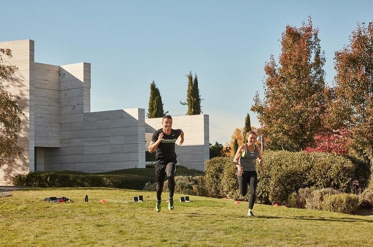 Ronaldo tự hào khoe HLV thể hình nóng bỏng ảnh 1 Ronaldo tu hao khoe HLV the hinh nong bong anh 1