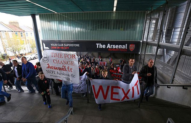 CDV Arsenal doi sa thai Wenger anh 3