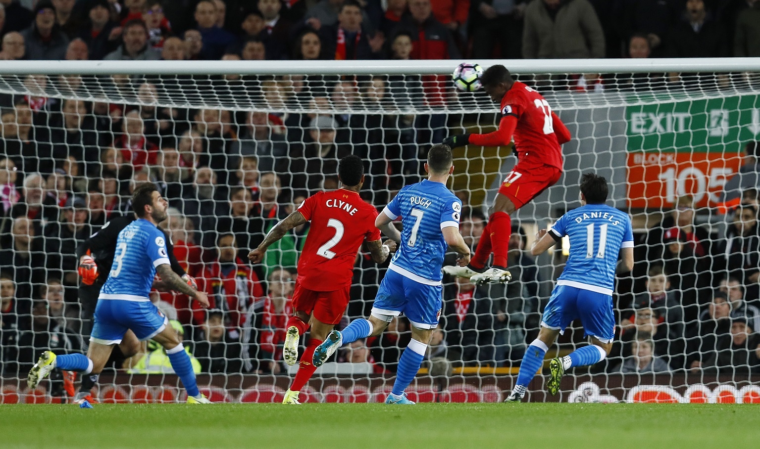 Liverpool lại bị đội chiếu dưới cầm hòa ảnh 6 Liverpool lai bi doi chieu duoi cam hoa anh 6