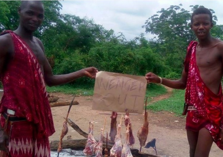 Muon kieu bieu tinh cua CDV Arsenal doi sa thai Wenger hinh anh