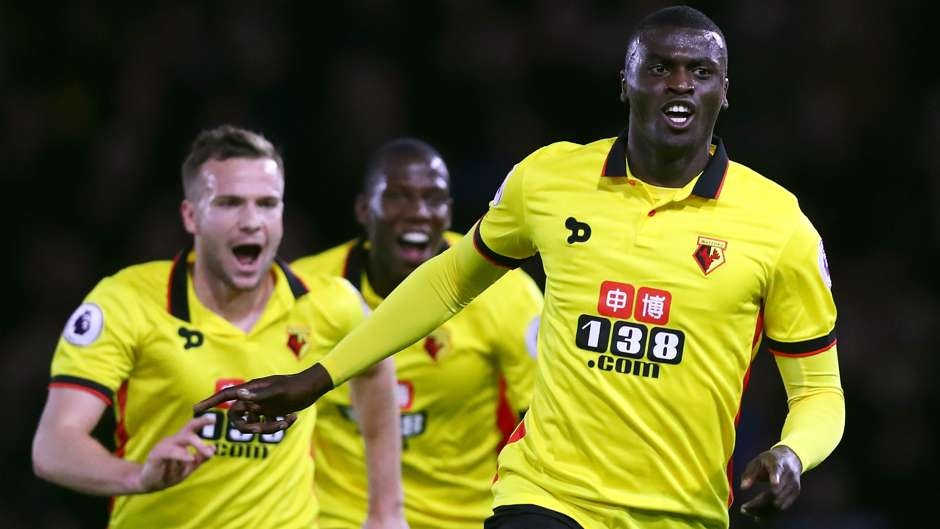 NHA pha ky luc ve tien boi tron chuyen nhuong anh 1