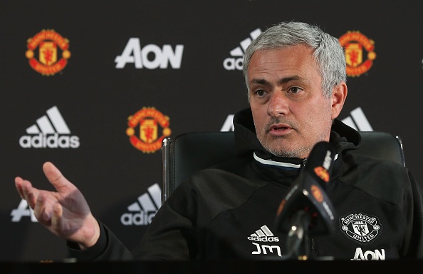 Mourinho doi tieu 200 trieu bang cho 5 tan binh anh 1