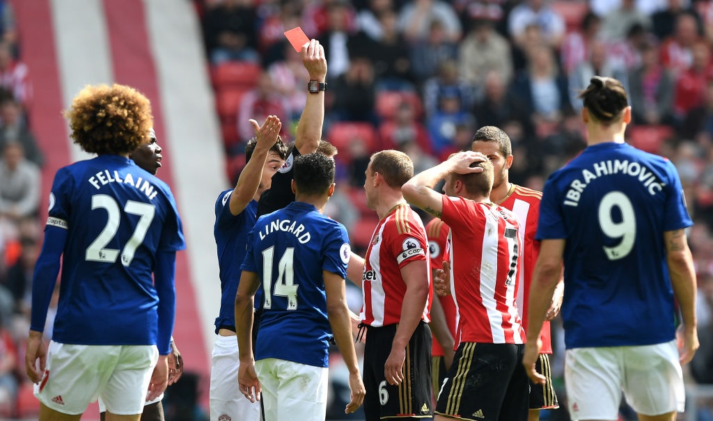 Ibra lập cột mốc trên sân khách ảnh 4 Ibra lap cot moc tren san khach anh 4