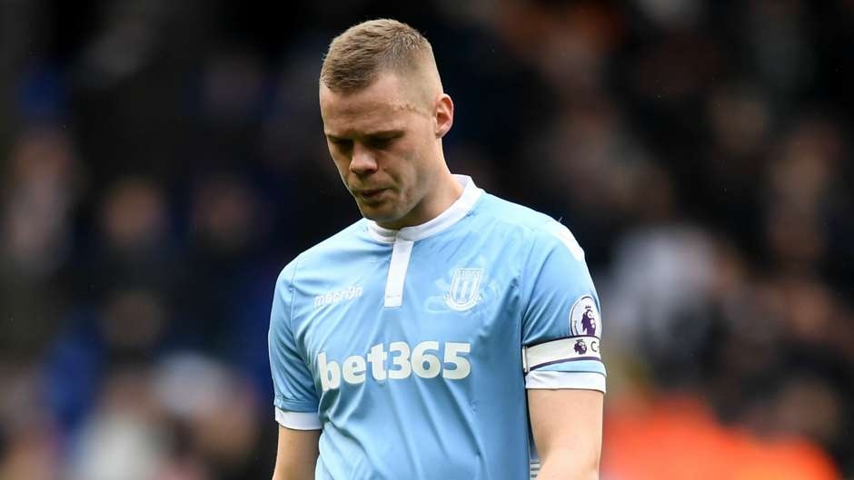 Thủ môn Man City vào đội hình tệ nhất vòng 32 NHA ảnh 4 Thu mon Man City vao doi hinh te nhat vong 32 NHA anh 4