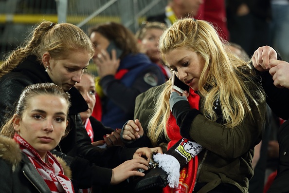 xe bus cua Dortmund bi danh bom anh 7