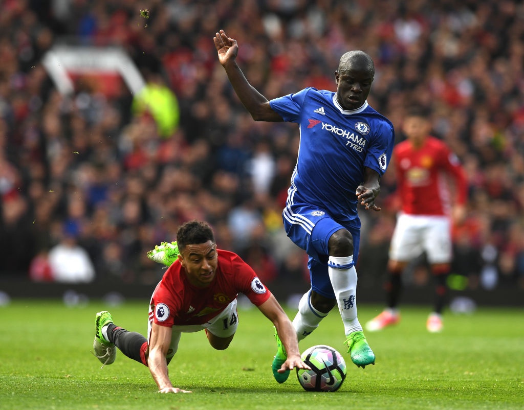 Cham diem Man Utd 2-0 Chelsea: Diem sang Herrera anh 11