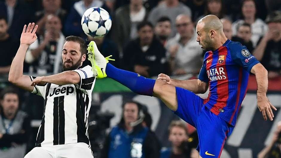 Messi dan dau doi hinh te nhat tu ket cup C1 anh 7