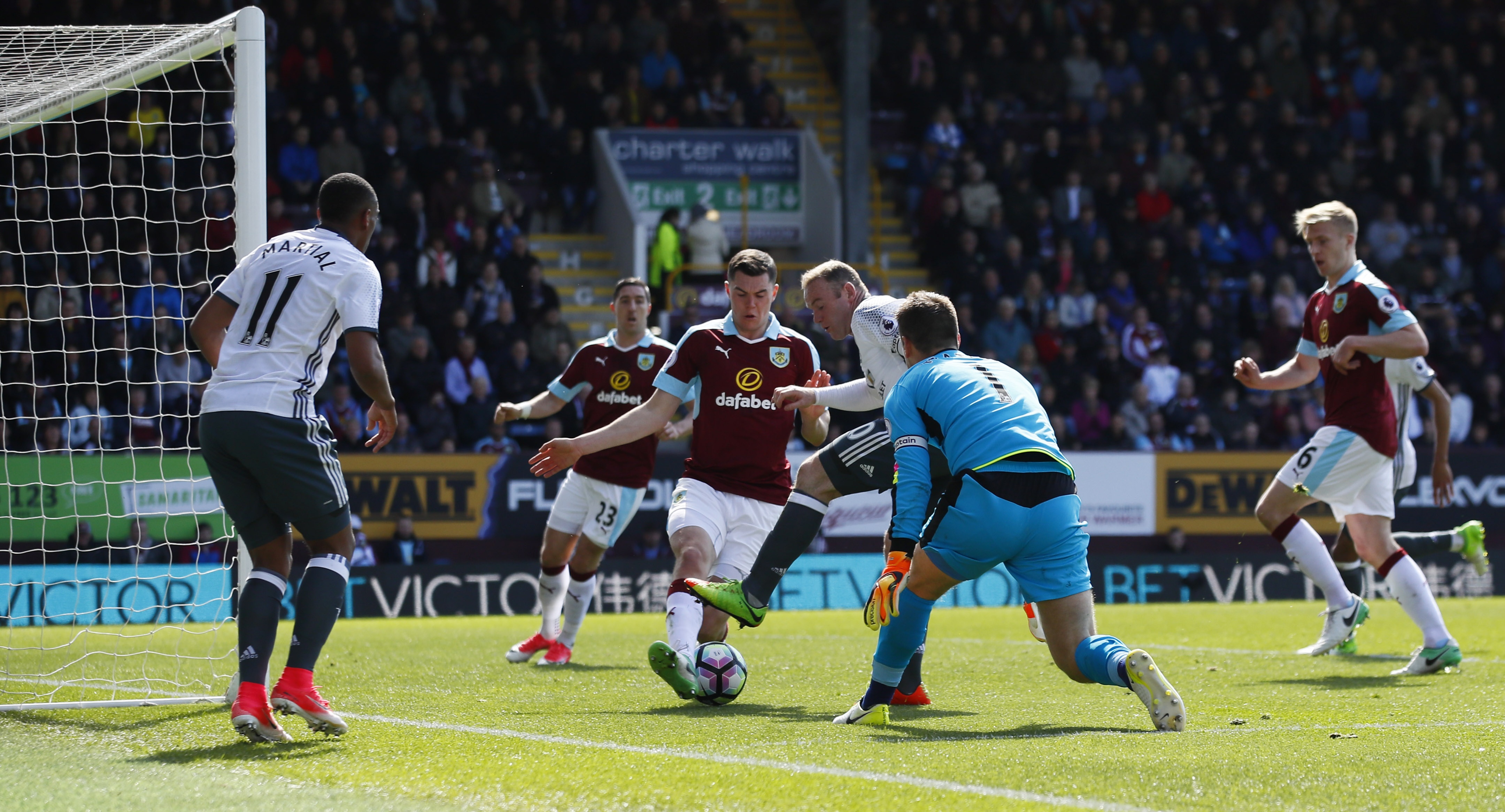 MU pha loi nguyen 40 nam anh 6