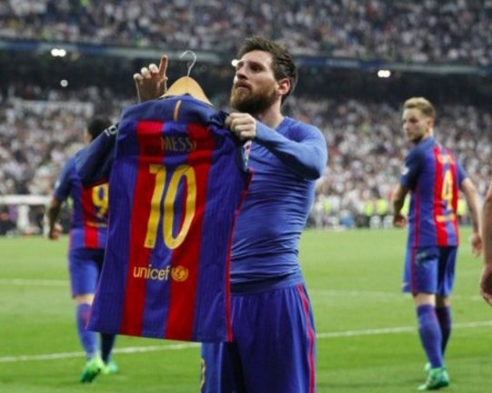 ảnh chế màn ăn mừng của Messi ảnh 8 anh che man an mung cua Messi anh 8