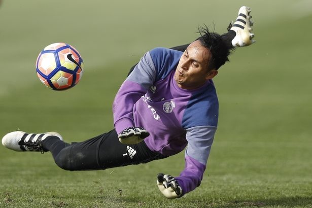 5 thu mon xung tam thay the vi tri cua De Gea tai anh 2