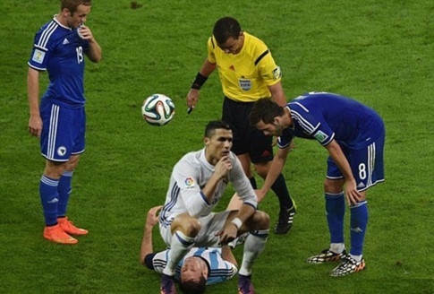 Ronaldo lo than phan 'ke huy diet' anh 11