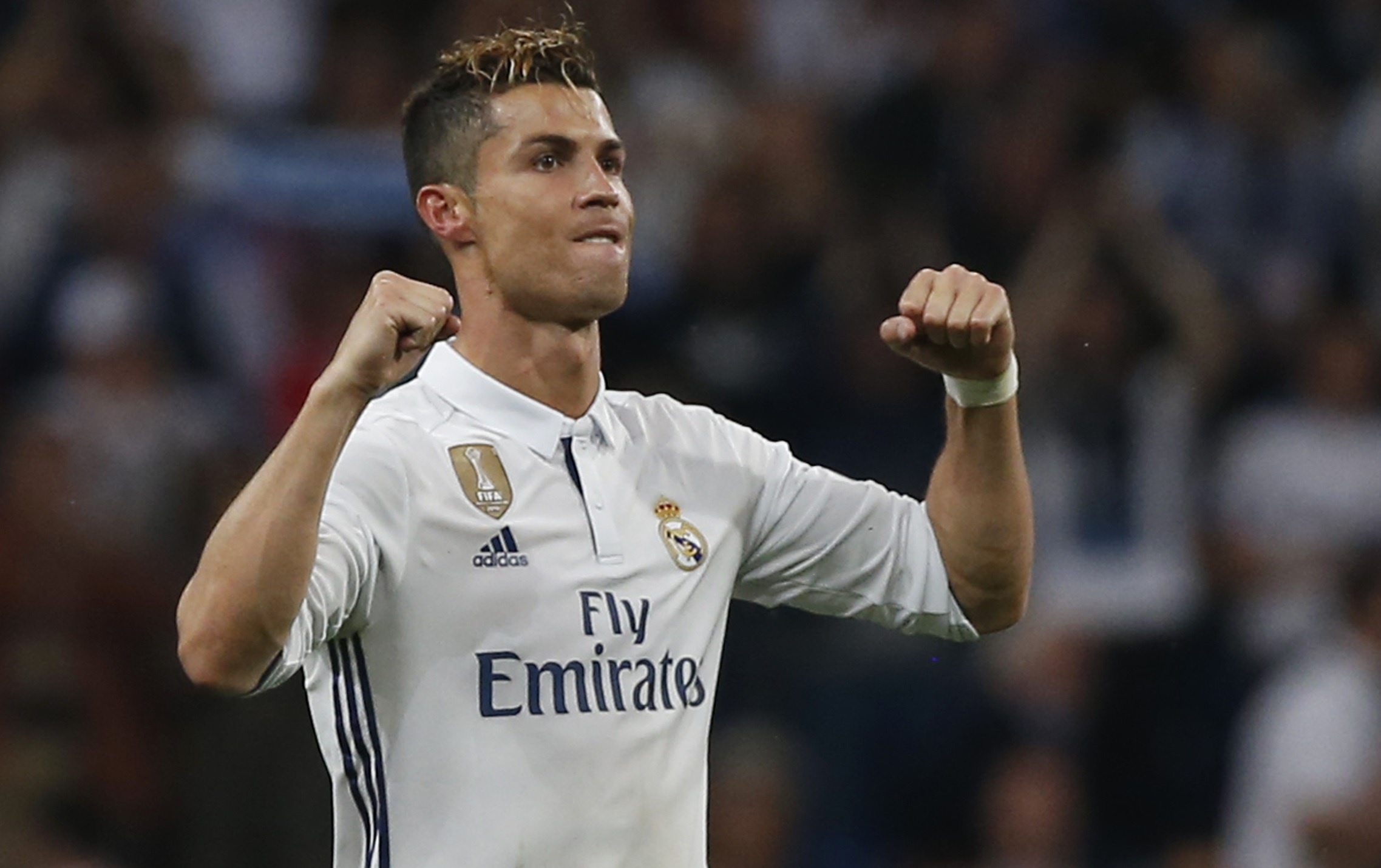 Ronaldo lap hang loat ky luc sau cu hat-trick vao luoi Atletico hinh anh