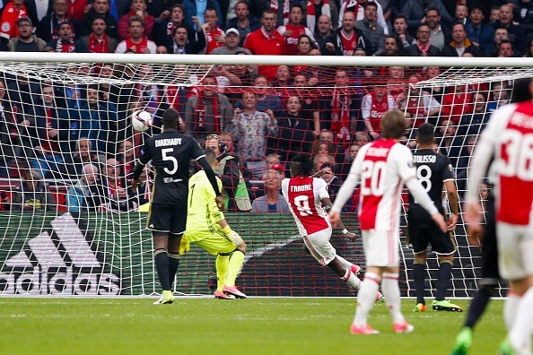 Lo dien doi thu cua MU o chung ket C2 anh 10