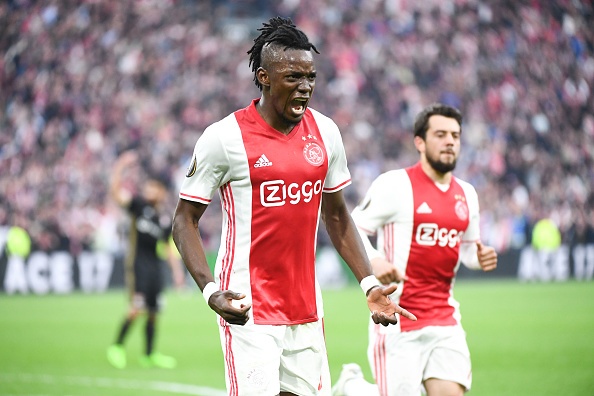 Lo dien doi thu cua MU o chung ket C2 anh 4