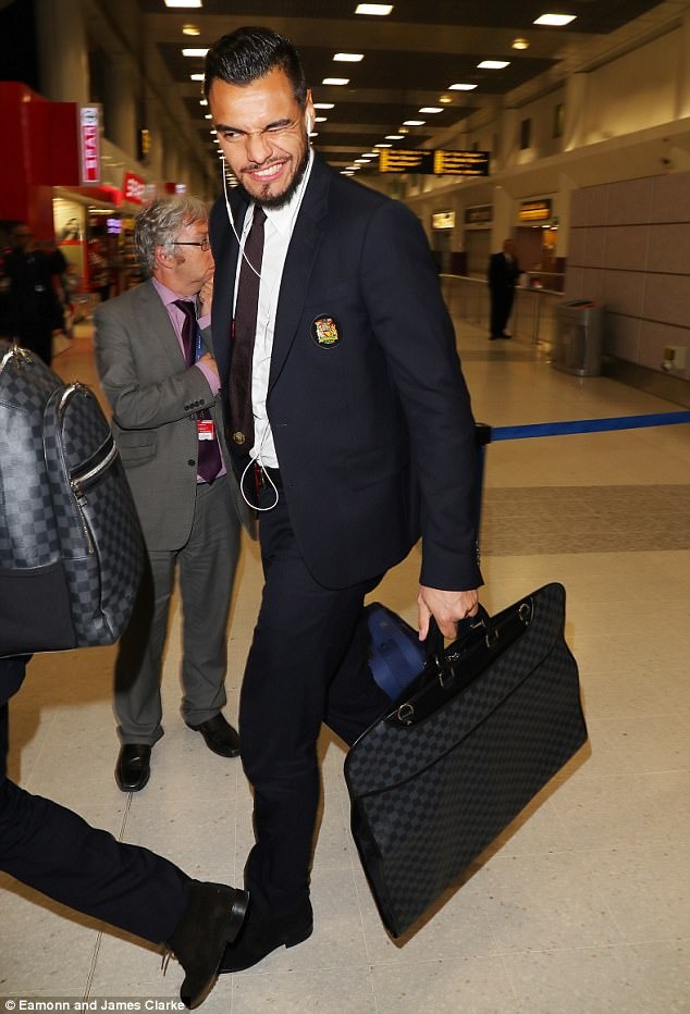 Dan sao MU tat bat tro ve Anh chuan bi cho anh 4