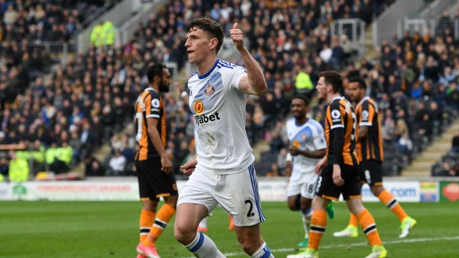 doi hinh tieu bieu vong 36 giai Ngoai hang anh 2