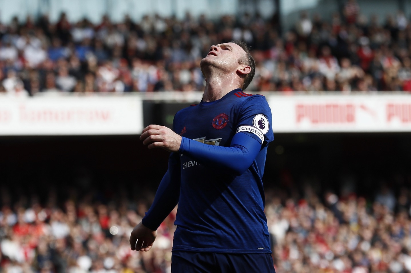 Wenger lan dau thang Mourinho anh 10