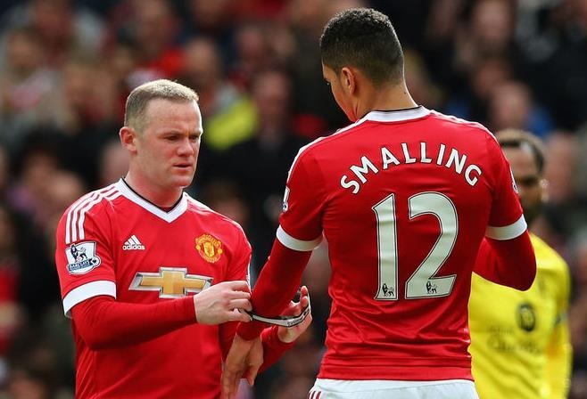 Doi truong, doi pho MU vao doi hinh te nhat vong 36 NH Anh hinh anh