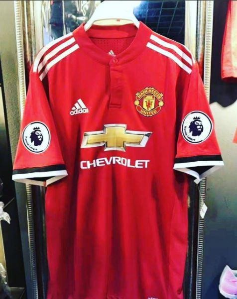 MU cong bo mau ao san khach mua 2017/18 anh 5