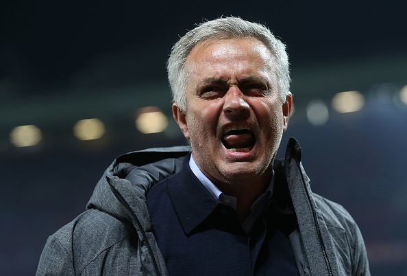 Mourinho phat cuong voi tam ve chung ket Europa League hinh anh