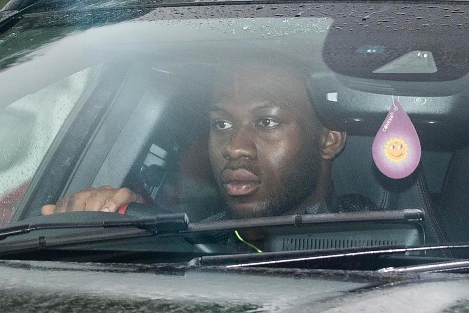 Dan xe sang do bo san tap Carrington anh 7