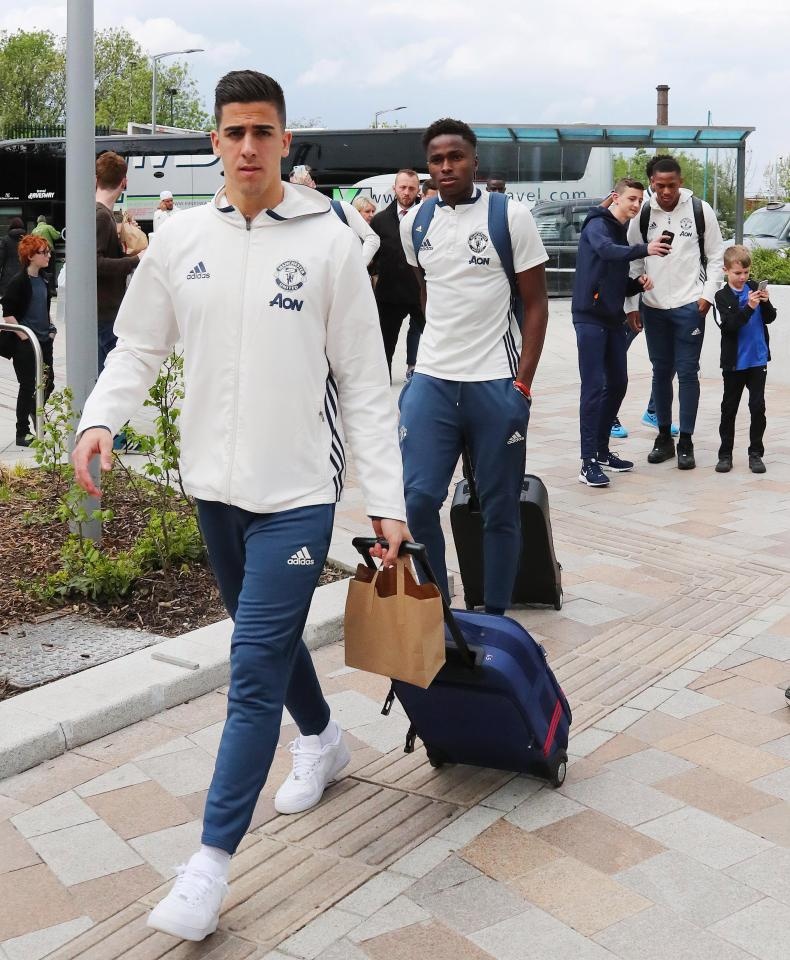 MU lo tau den London vi fan cuong anh 7