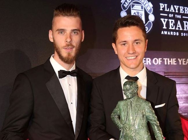 De Gea mat giai Sir Matt Busby vao tay dong huong hinh anh