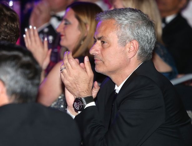 De Gea mất giải Sir Matt Busby vào tay đồng hư ảnh 6 De Gea mat giai Sir Matt Busby vao tay dong hu anh 6