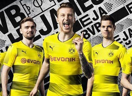 Aubameyang vang mat trong quang cao ao dau moi cua Dortmund hinh anh