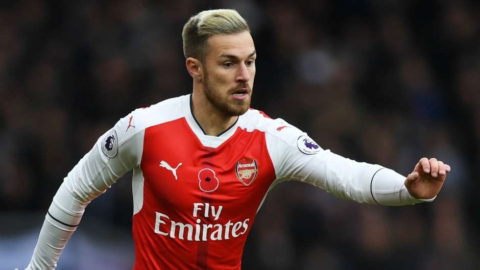 doi hinh hay nhat vong 38 Premier League anh 7