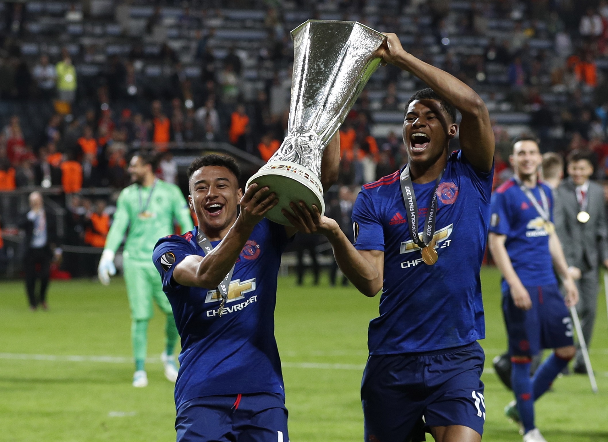 MU an mung chuc vo dich Europa League anh 10