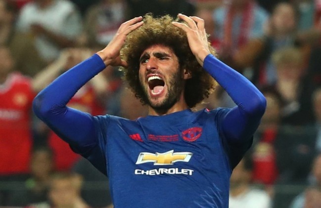 Cham diem chung ket Europa League: 'Cuu tinh' Fellaini hinh anh