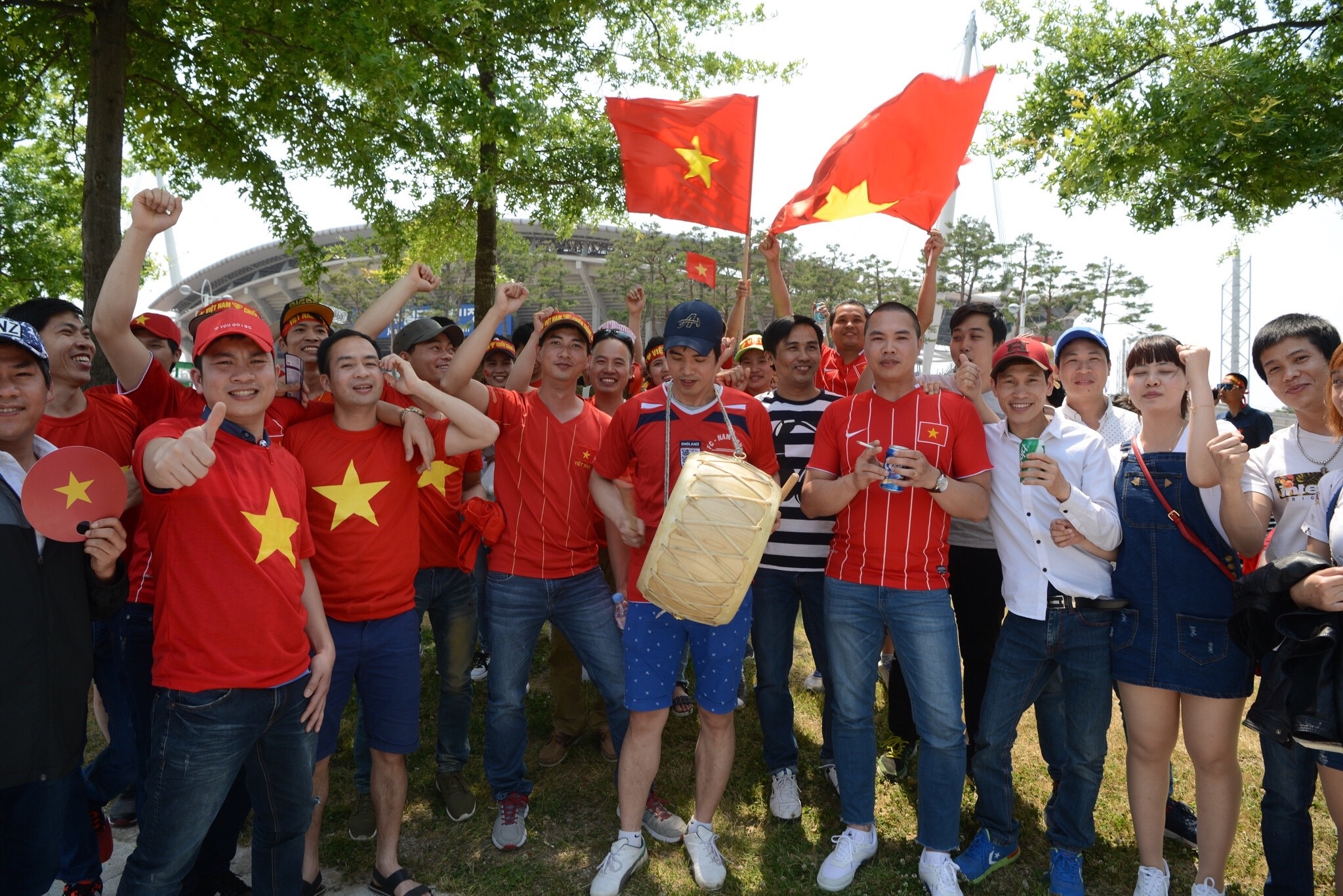 CDV Viet Nam 'nhuom do' SVD Jeonju anh 1