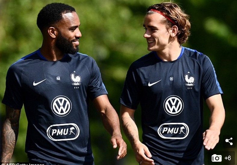 Pogba hội quân cùng tuyển Pháp ảnh 8 Pogba hoi quan cung tuyen Phap anh 8