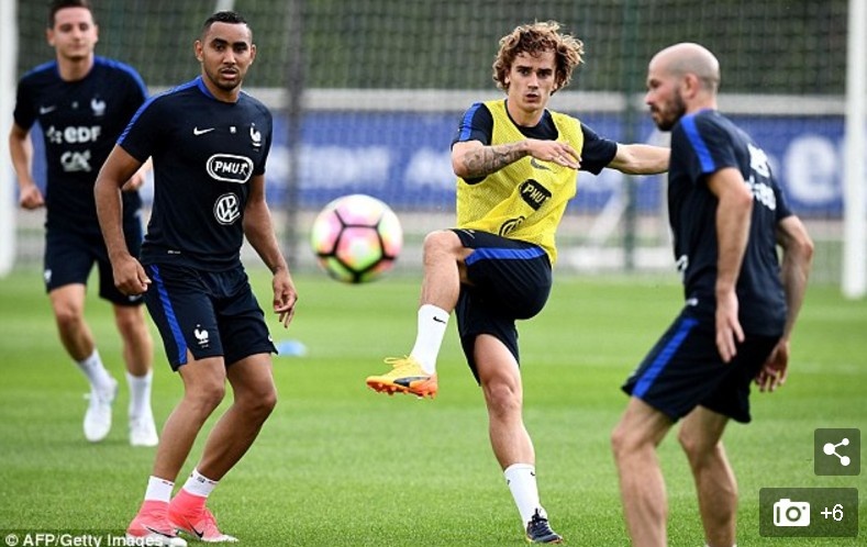 Pogba hội quân cùng tuyển Pháp ảnh 9 Pogba hoi quan cung tuyen Phap anh 9