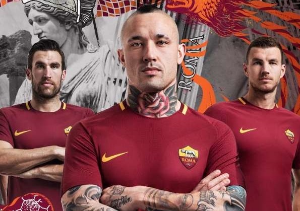 Nhung mau ao dau dep nhat chau Au mua toi hinh anh