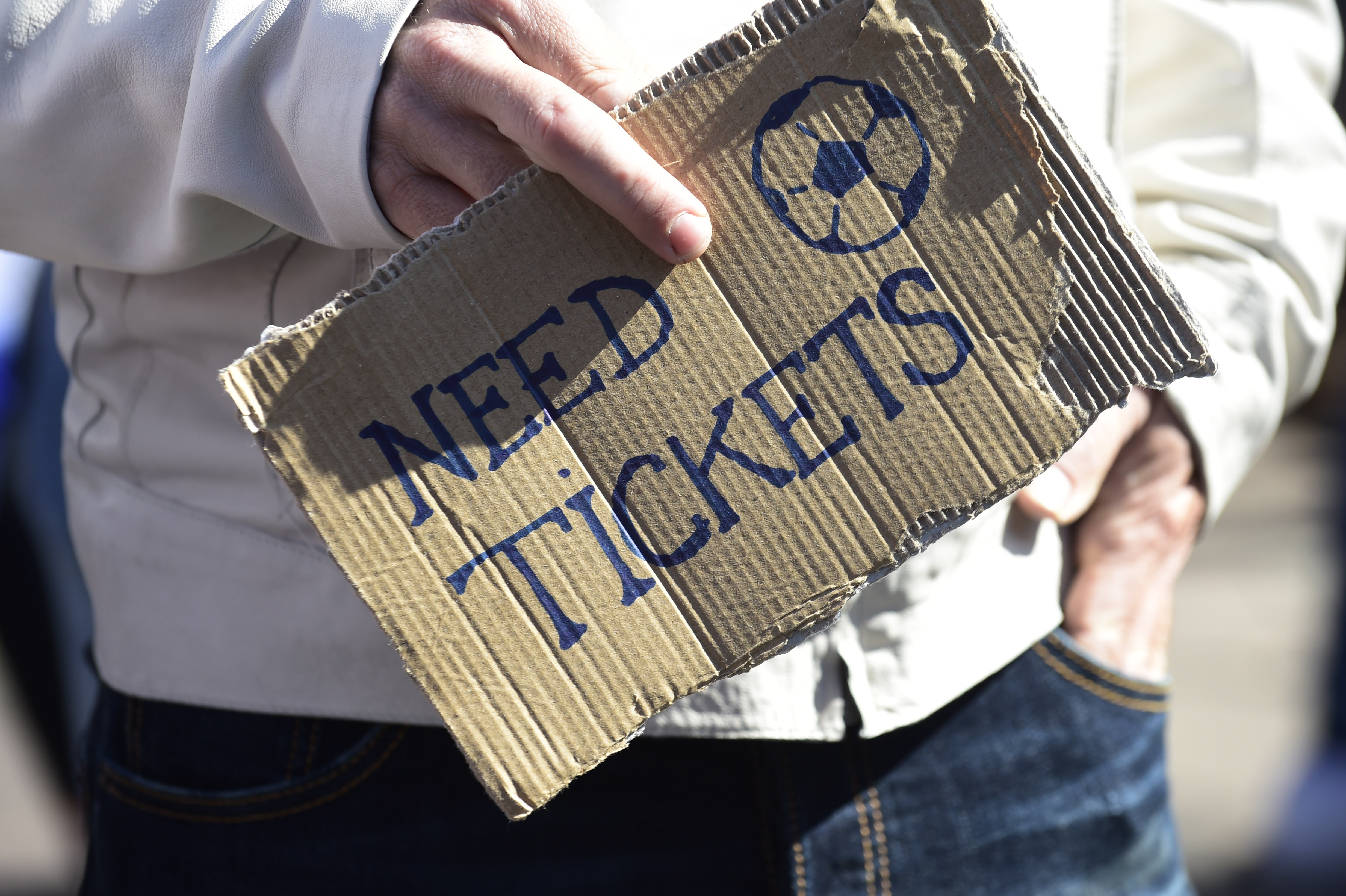 Tắc đường đến SVĐ chung kết C1 ảnh 7 Tac duong den SVD chung ket C1 anh 7