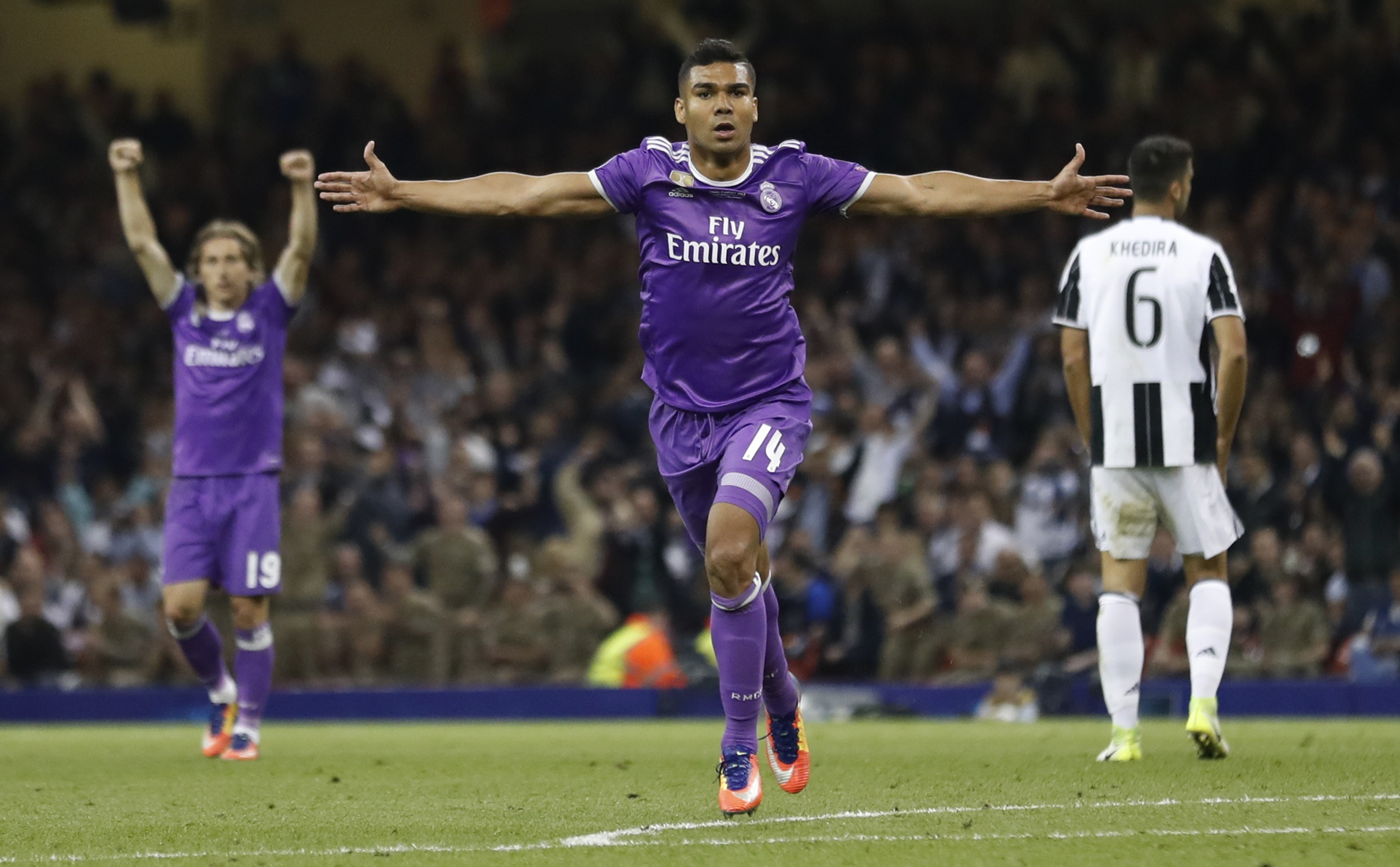 Cham diem Juventus 1-4 Real anh 7