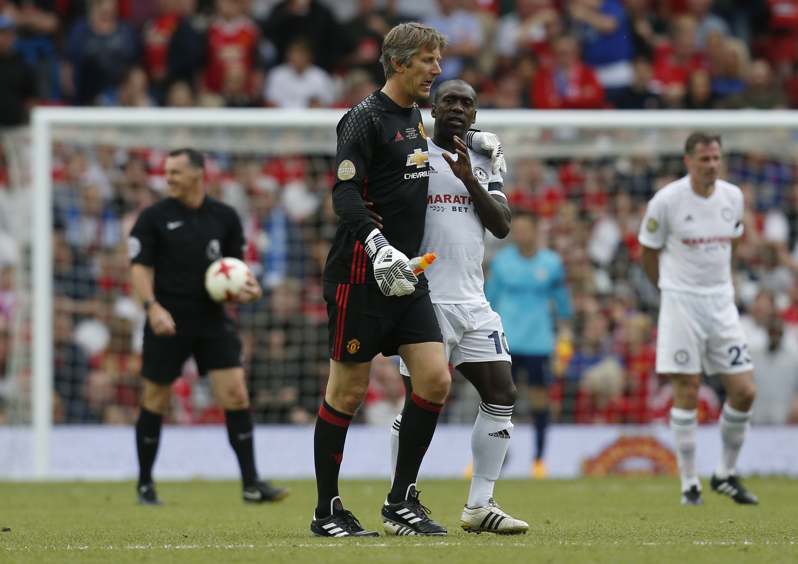 tran cau tri an Carrick anh 8