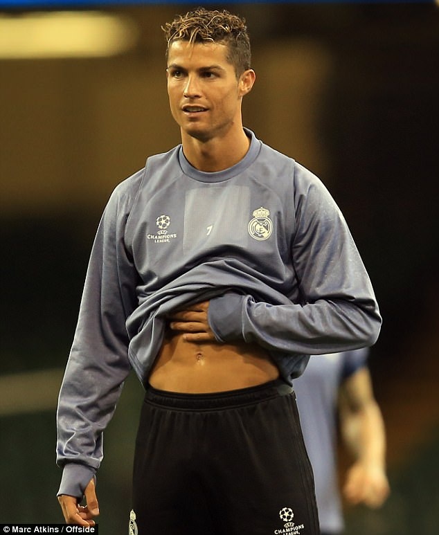 Ronaldo được khích lệ trước chung kết ảnh 6 Ronaldo duoc khich le truoc chung ket anh 6