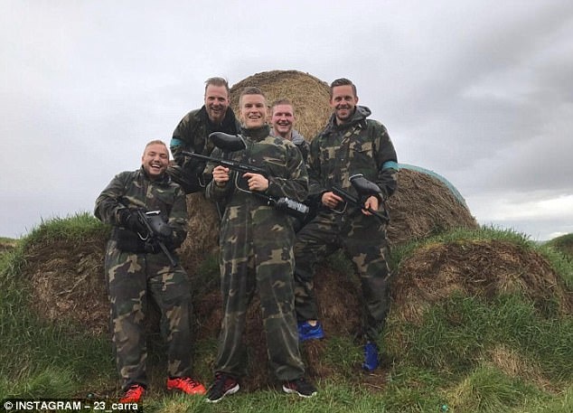 Kỳ nghỉ xa xỉ của sao Premier League ảnh 2 Ky nghi xa xi cua sao Premier League anh 2